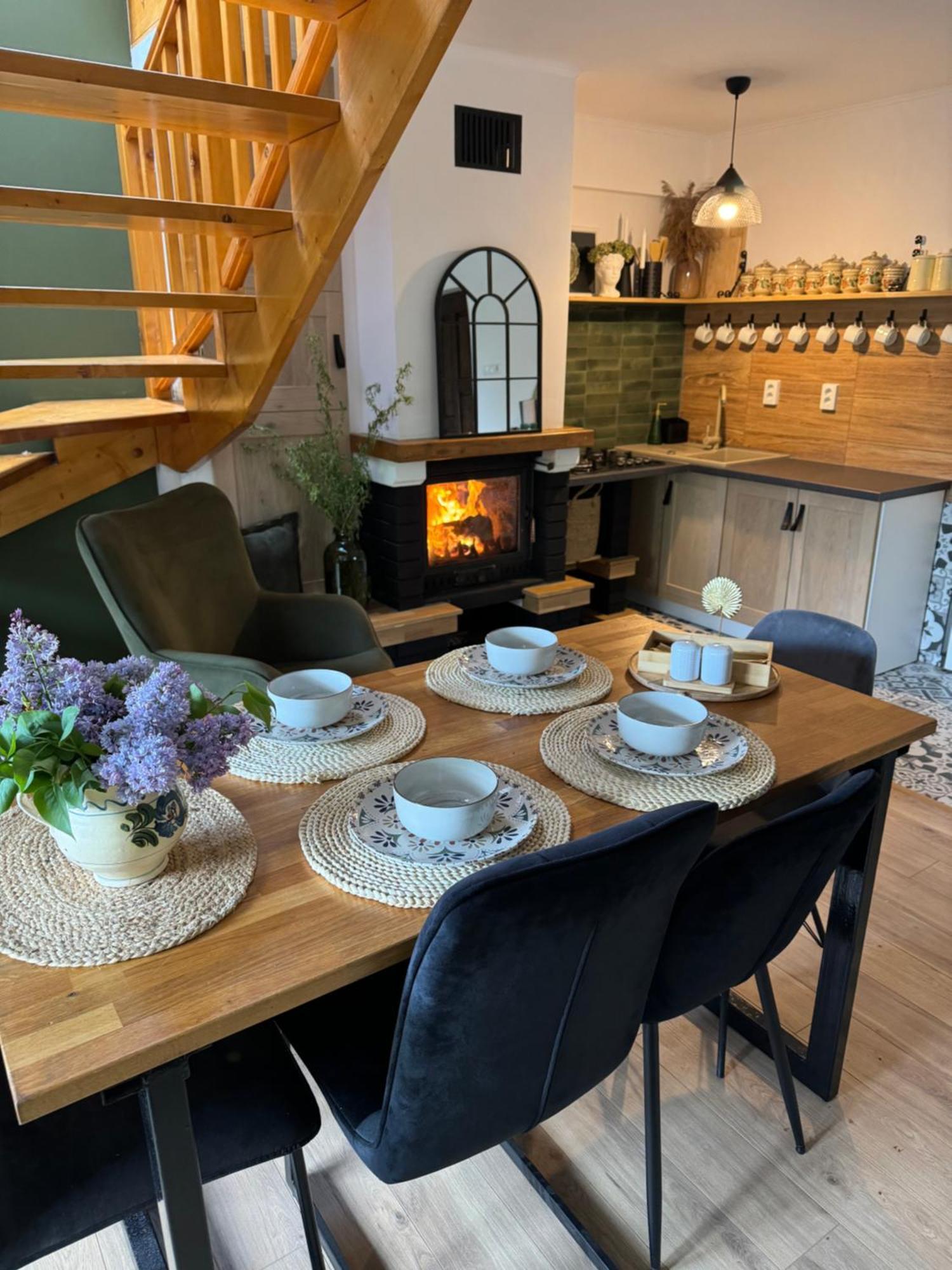 Emerald Chalet Прайд Екстериор снимка