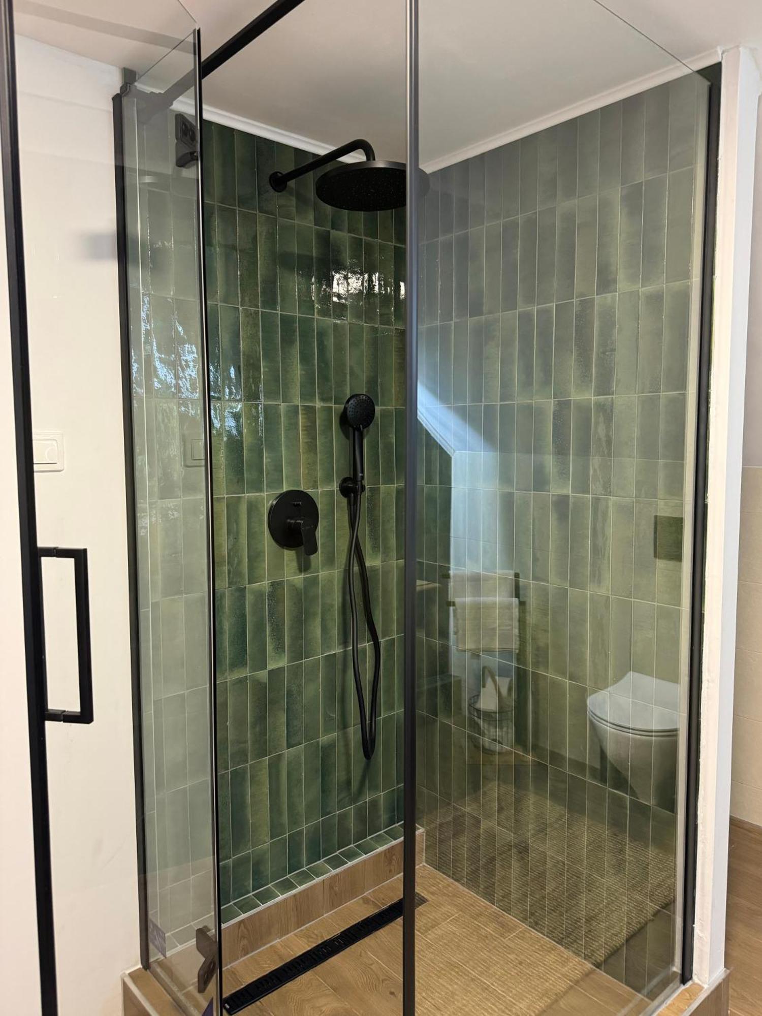 Emerald Chalet Прайд Екстериор снимка