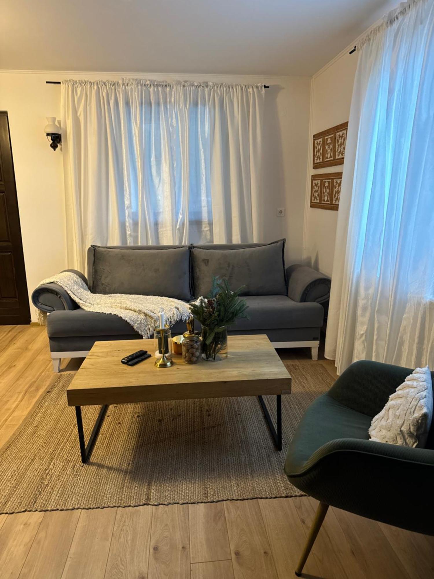 Emerald Chalet Прайд Екстериор снимка
